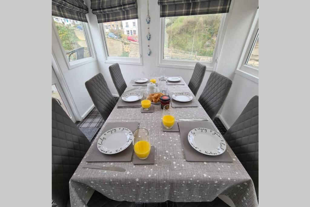 North Lea Charming In Stunning